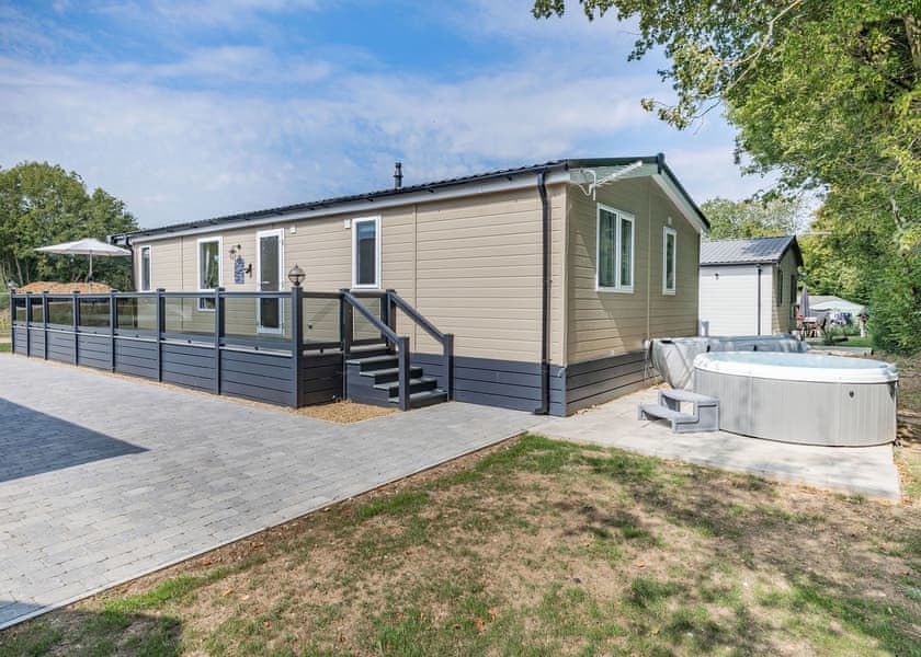 Priors Field PF3 - Yaxham Waters, Yaxham, Dereham