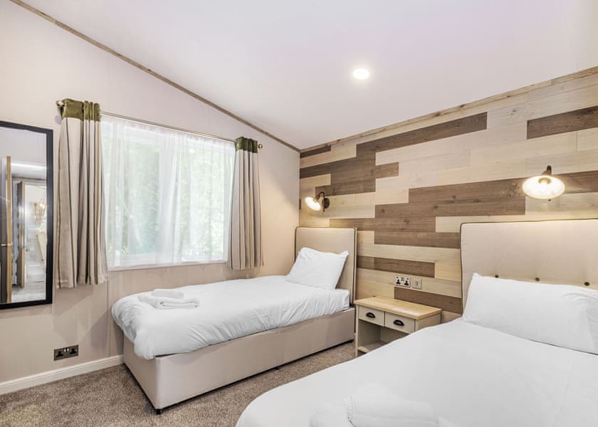 Priors Field PF3 - Yaxham Waters, Yaxham, Dereham