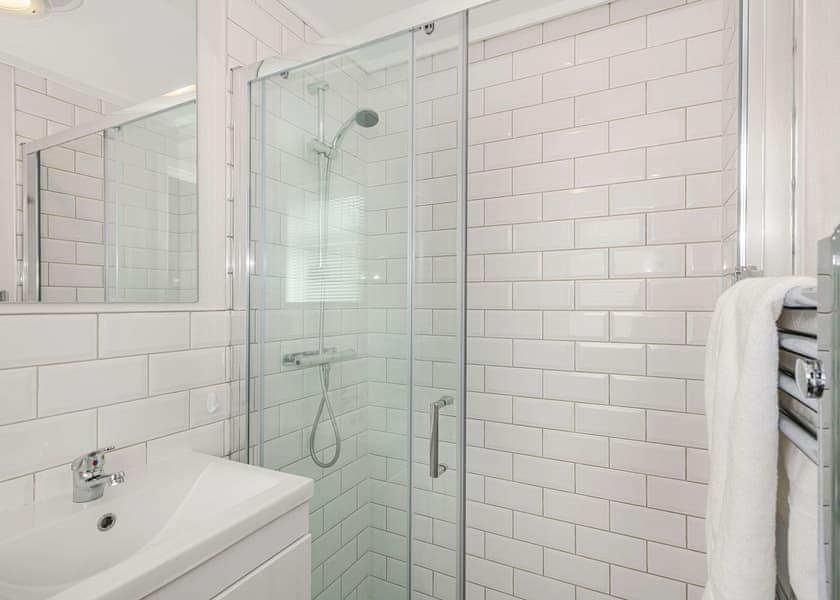 Priors Field PF5 - Yaxham Waters, Yaxham, Dereham