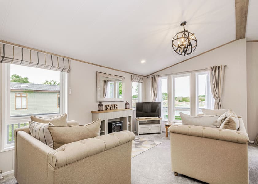 Priors Field PF8 - Yaxham Waters, Yaxham, Dereham