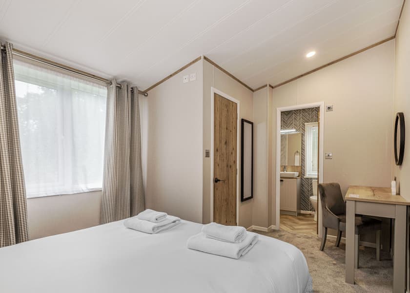 Priors Field PF8 - Yaxham Waters, Yaxham, Dereham