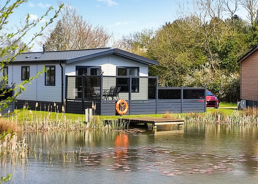 Meadow Field MF7 - Yaxham Waters, Yaxham, Dereham