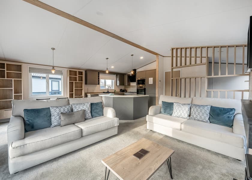 Meadow Field MF7 - Yaxham Waters, Yaxham, Dereham