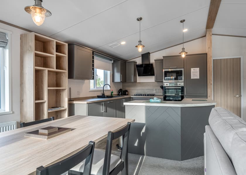 Meadow Field MF7 - Yaxham Waters, Yaxham, Dereham