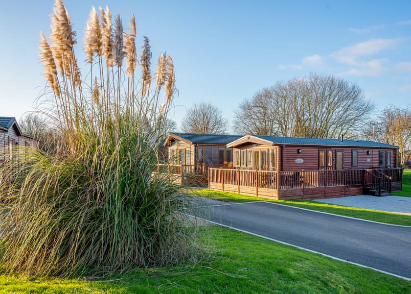 Country Side CS16 - Yaxham Waters, Yaxham, Dereham