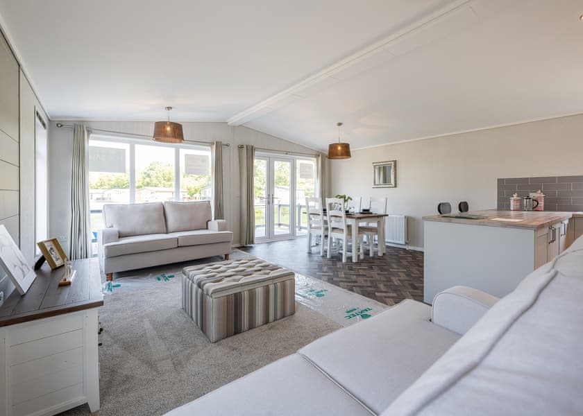 Priors Field PF10 - Yaxham Waters, Yaxham, Dereham