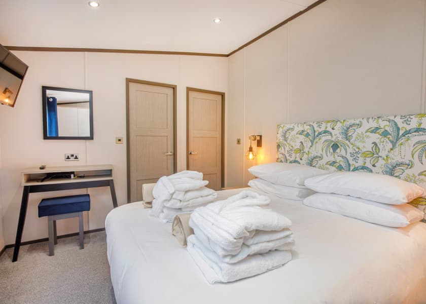 The BlackswanHot Tub - Yorkshire Spa Retreat, York