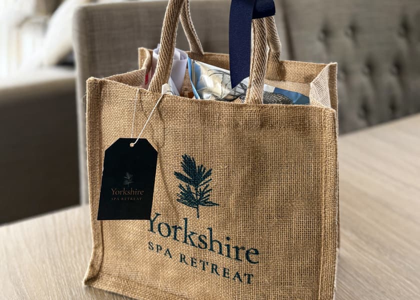 The FairfaxHot Tub (Pet) - Yorkshire Spa Retreat, York