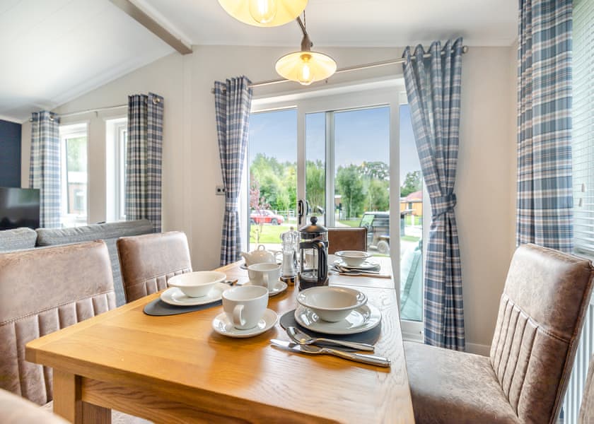 The Hovingham (Pet) - Yorkshire Spa Retreat, York