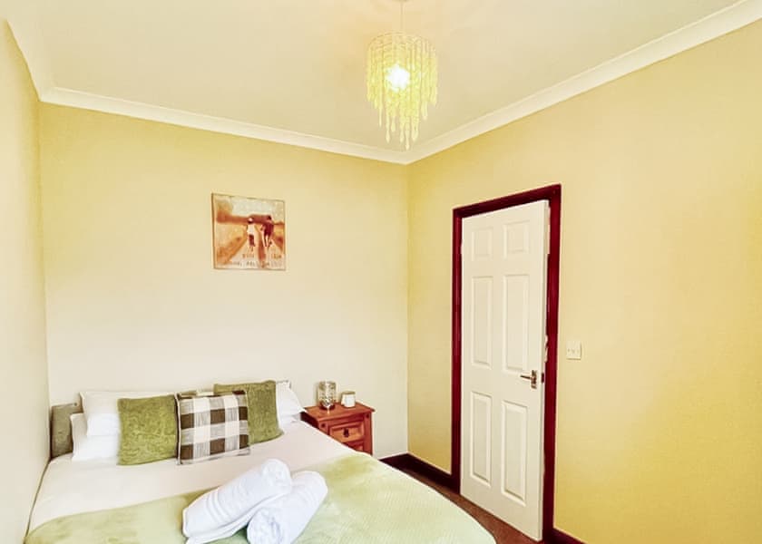 York Cottages - Vale of York Country Park, Strensall, near York