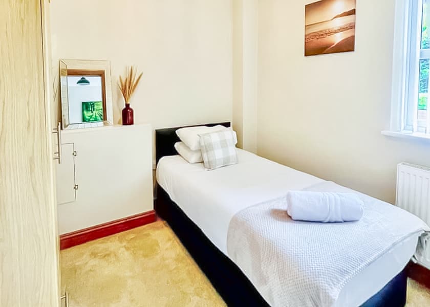 York Cottages - Vale of York Country Park, Strensall, near York