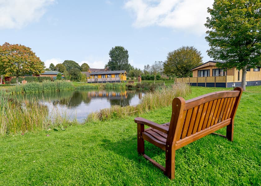 Ashlea Pools Lodges In Hopton Heath Craven Arms Lodges Book