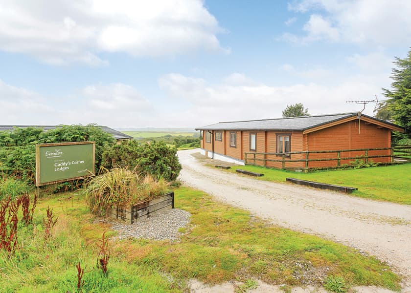 Caddy’s Corner Lodges in Carnmenellis, Nr Falmouth Lodges Book
