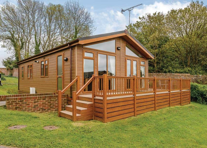 Crowhurst Park Lodges in Battle – Holiday Parks - Book Online - Hoseasons