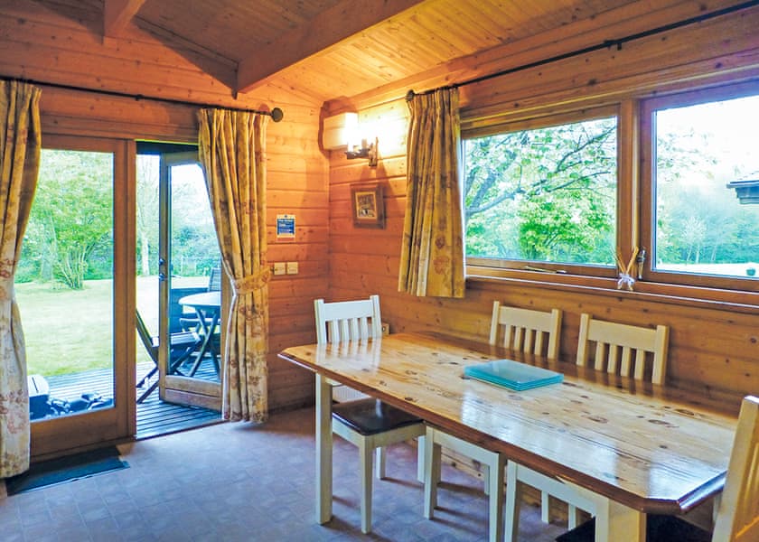 Badger Lodge Goodiford Mill Lakes Lodges Book Online Hoseasons