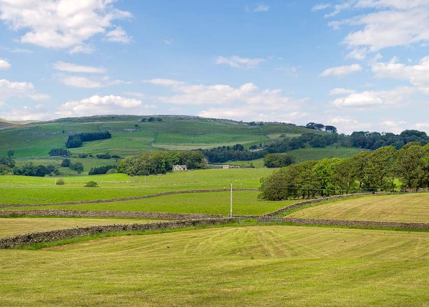 Great Harlow Views in Clapham, nr Settle - Lodges - Book Online - Hoseasons