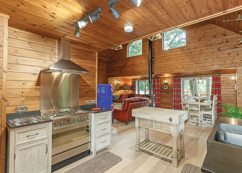 Belmont Lodge Henlle Hall Woodland Lodges Holiday Parks Book