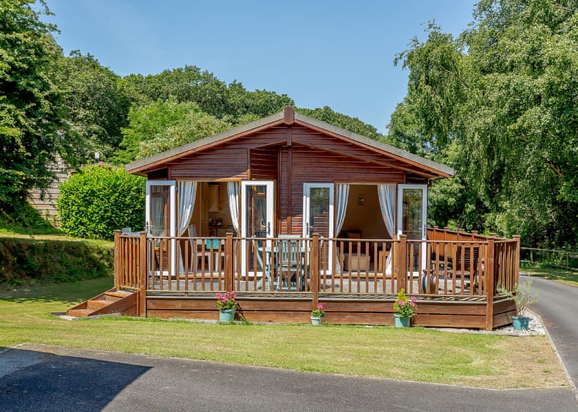 Deluxe Willow Bay Country Park Lodges Book Online Hoseasons