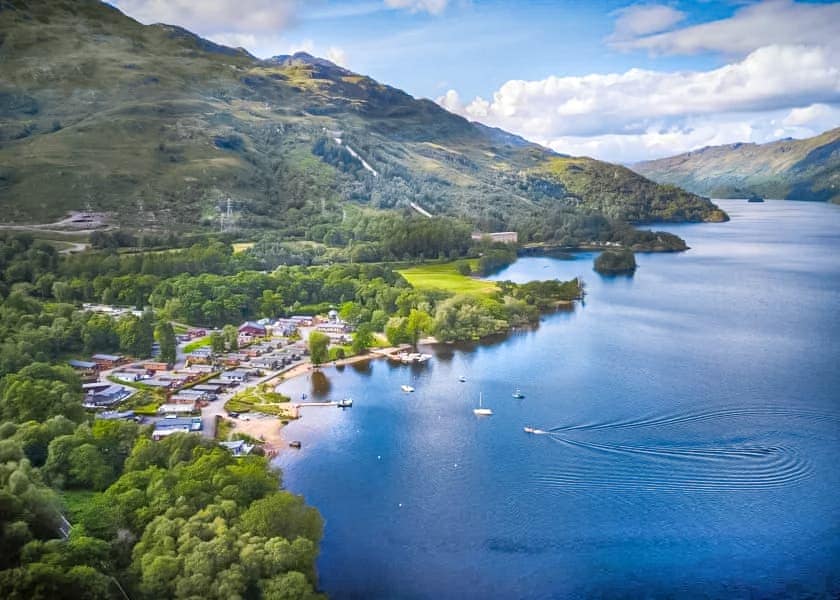 Loch Lomond Holiday Park in Inveruglas, Tarbet - Lodges - Book Online ...