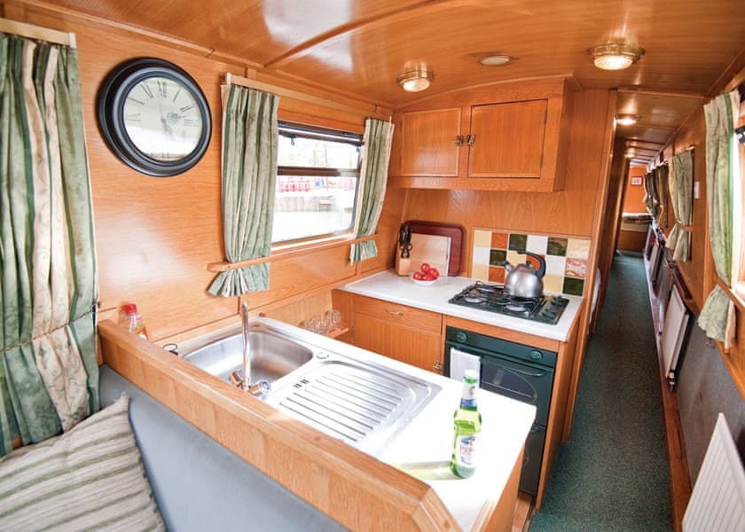 Boat Hire Oxford / Grand Union Canal Narrowboat Rentals