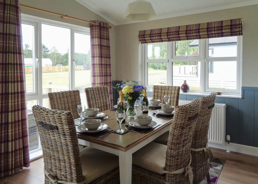 Mead Three Otters Mead Boutique Lodges Lodges Book Online Hoseasons