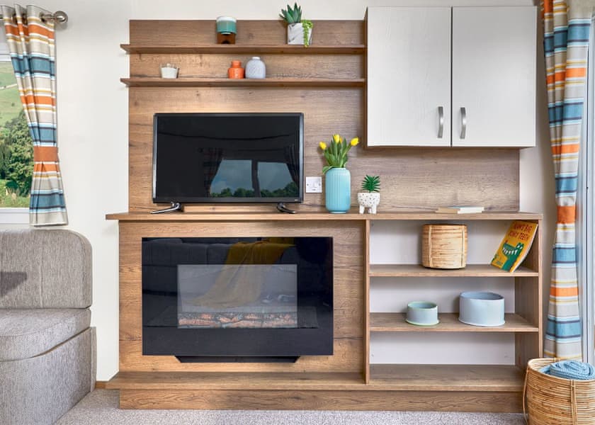 Ivy Caravan 2 Queensberry Bay Leisure Park Holiday Parks Book