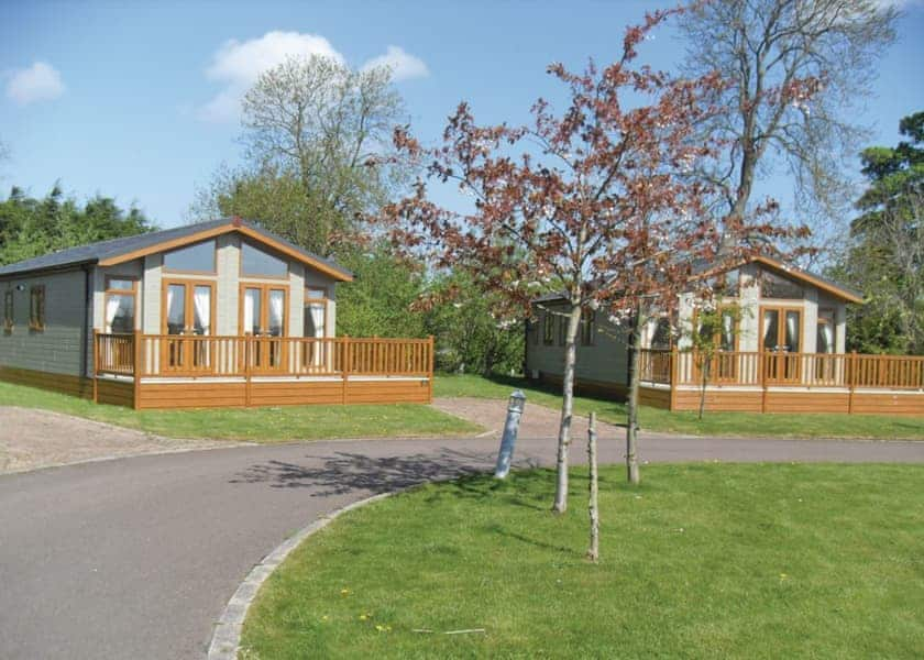 Holiday Lodges In Leicestershire Log Cabins 2019 Hoseasons