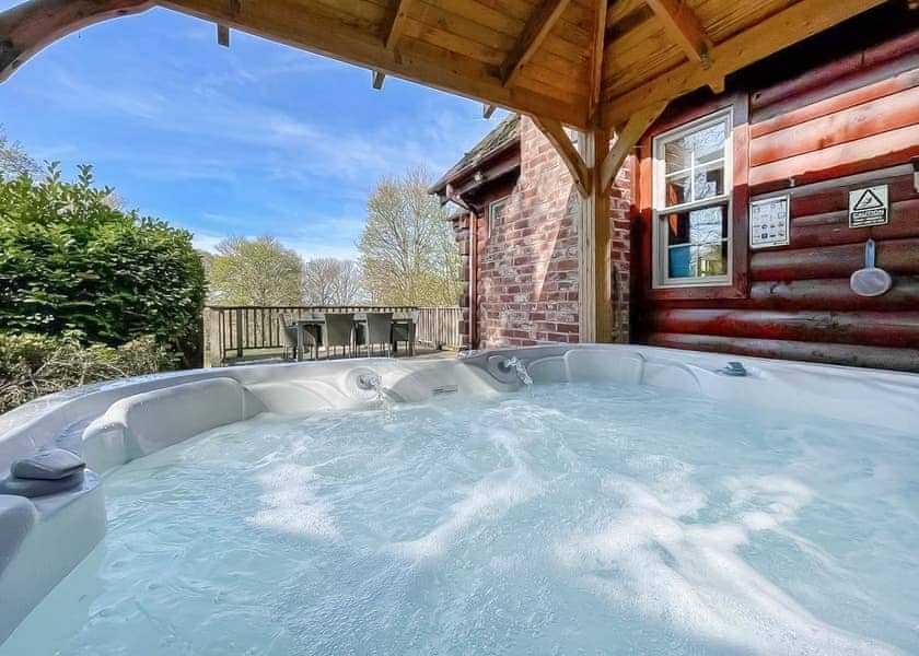 Redbrick Woodland Lodges