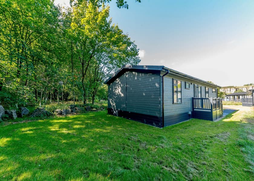 Bakewell Lodge Rivendale Lodge Retreat Lodges Book Online Hoseasons