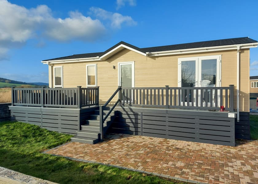 Caravan and Lodge Cleaning Services - Chichester Lakeside Holiday Park