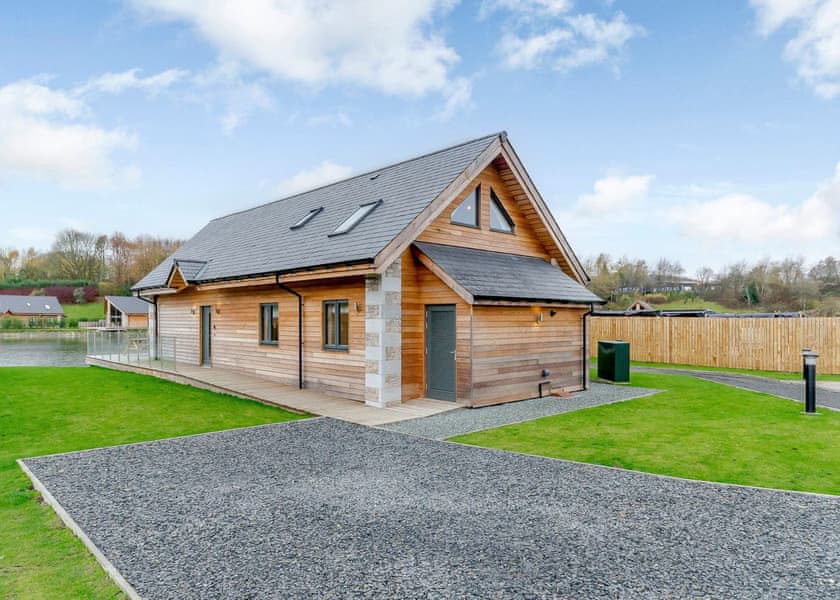 Tranquillity Lodge Twin Lakes Country Club Lodges Book Online