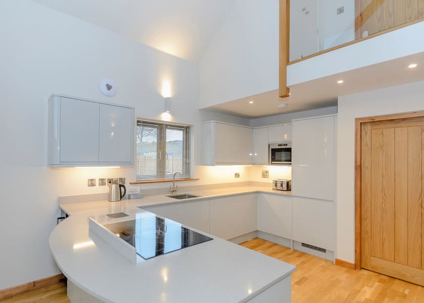 Twin Lakes Luxury Lodges in Tewitfields, Carnforth Lodges Book Online Hoseasons